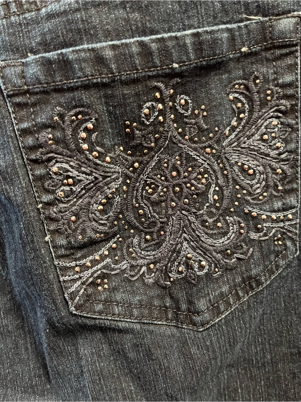 Gloria Vanderbilt denim capris with fancy pockets-Ladies 16W - Picture 3 of 8